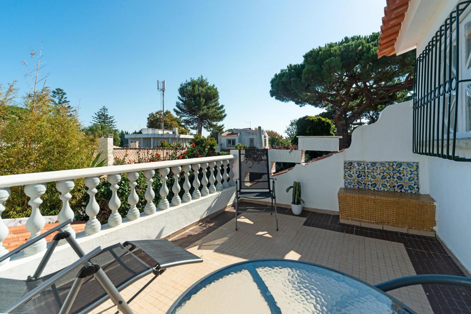 4-Bedroom House In Cascais, Near Guincho Beach Buitenkant foto